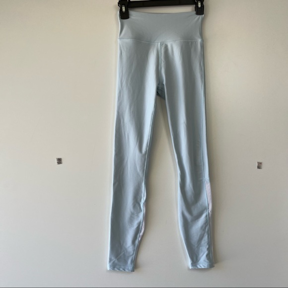 White Fox Boutique active light blue high waisted mesh panel leggings - Picture 2 of 6